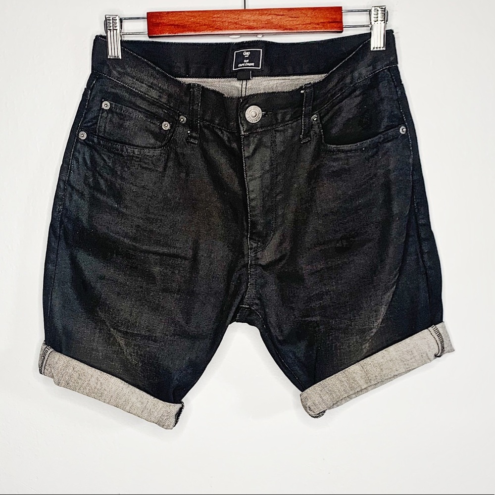 Gap cropped shorts